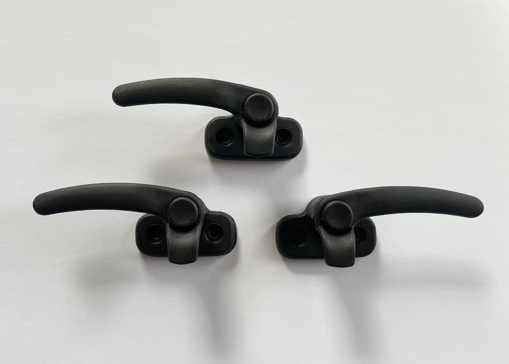 Verschluss Riegel 1x re 2x li mit Sperrknopf f. Dometic Fenster C6 C5 45962m NEU