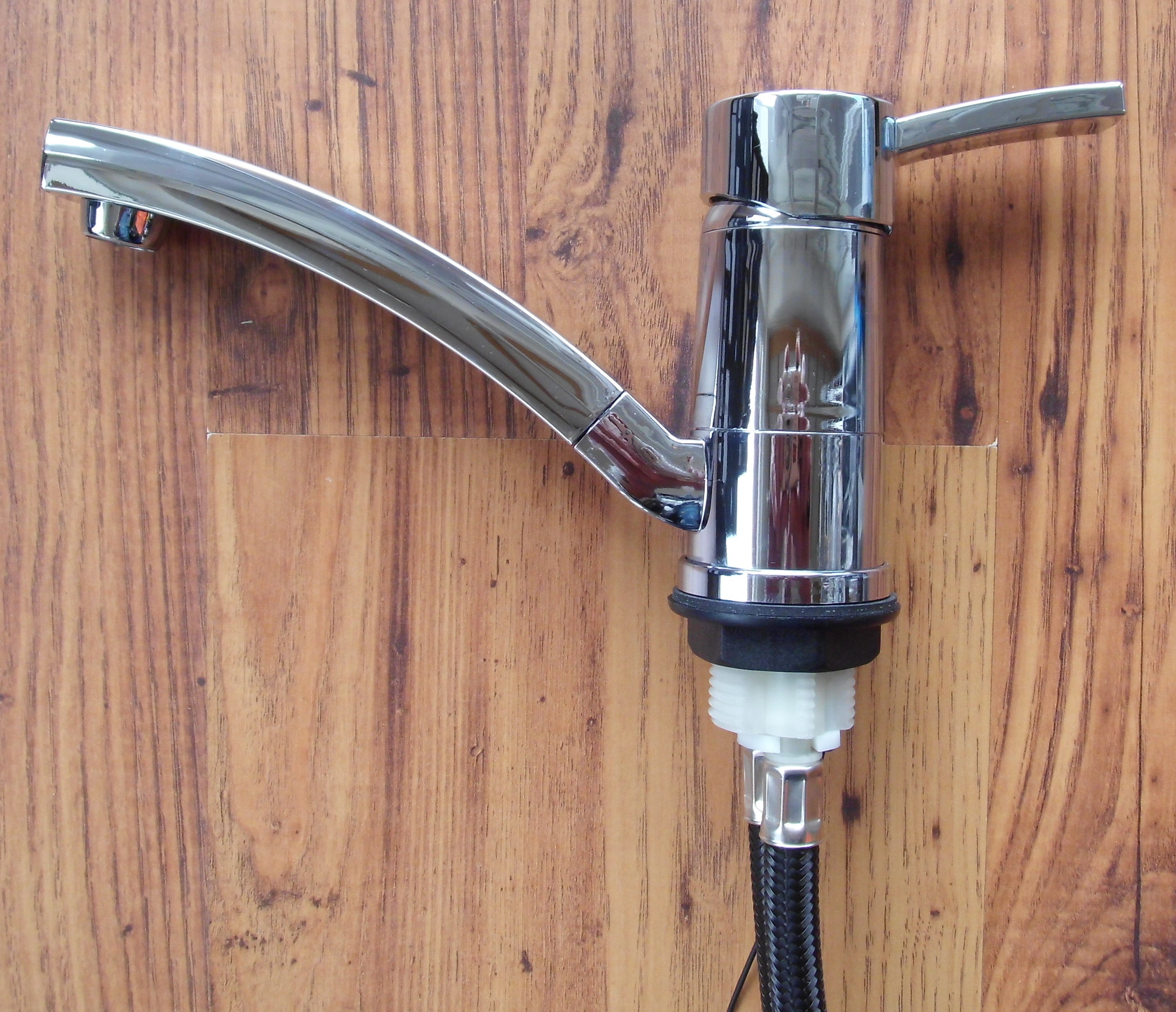 Wasserhahn Einhebelmischer 360° Capri Kompakt Comet 15/17 cm Wohnmobil 300f611-1 NEU